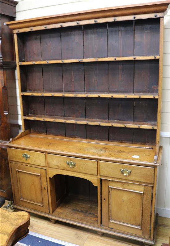 A Victorian golden oak North Country dresser, W.4ft 8in.